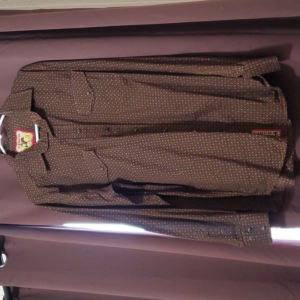 Cinch pearl snap buttondown
